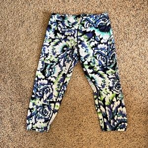 Calvin Klein Floral Capri Leggings